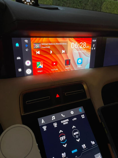 YouTube och Netflix AI-box för Porsche